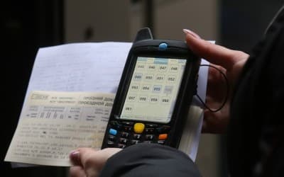 Українці зможуть купувати квитки на поїзд через смартфон. Інструкція