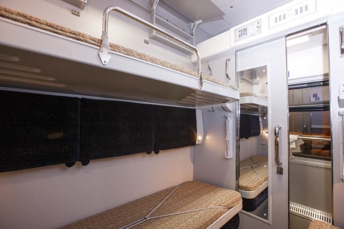 Скільки коштує проїзд у вагонах-трансформерах, що курсують через Львів