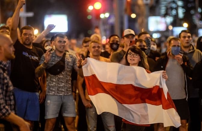 «Скажіть, що їдете на чемпіонат світу з хокею», або Як вдалося зустрітися з опозицією в Білорусі