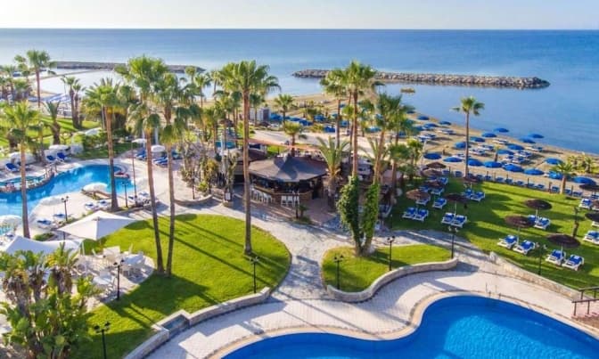 Від сьогодні Wizz Air частіше літатиме зі Львова до Ларнаки