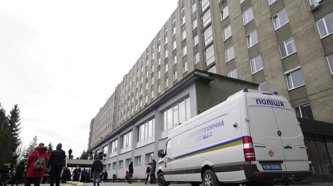 У Львові поліклініку і лікарню з'єднають критим наземним переходом