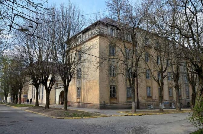 Студентську поліклініку у Львові приєднали до Другого ТМО