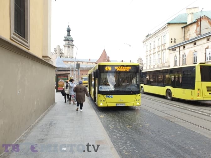 Спалах коронавірусу в АТП-1 у Львові. Водіїв планують вакцинувати
