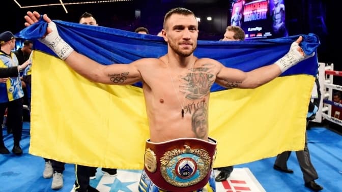 Ломаченко відмовився від бою з Камбососом, щоб захищати Україну