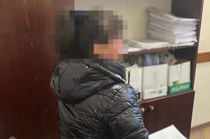 На Львівщині жінка з інвалідністю уклала шлюб з родичем, щоб вивезти його за кордон