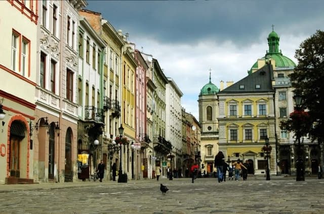 Де у Львові діють центри туристичної інформації