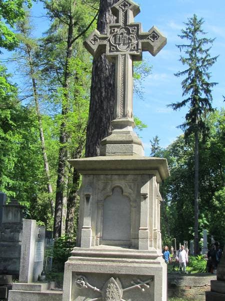 На Личакові відновлять надгробок польського революціонера. Фото