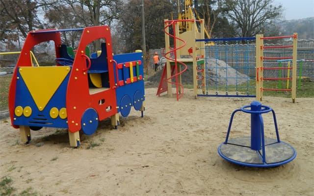 У Львові ввели мораторій на будівництво на дитячих та спортивних майданчиках