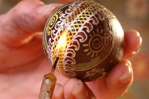 Львів'ян запрошують на благодійний ярмарок писанок