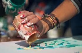 Цього тижня у Львові безкоштовно вчитимуть малювати. Перелік закладів