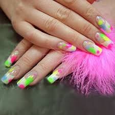 Сьогодні у Львові відбудеться конкурс манікюру та візажу