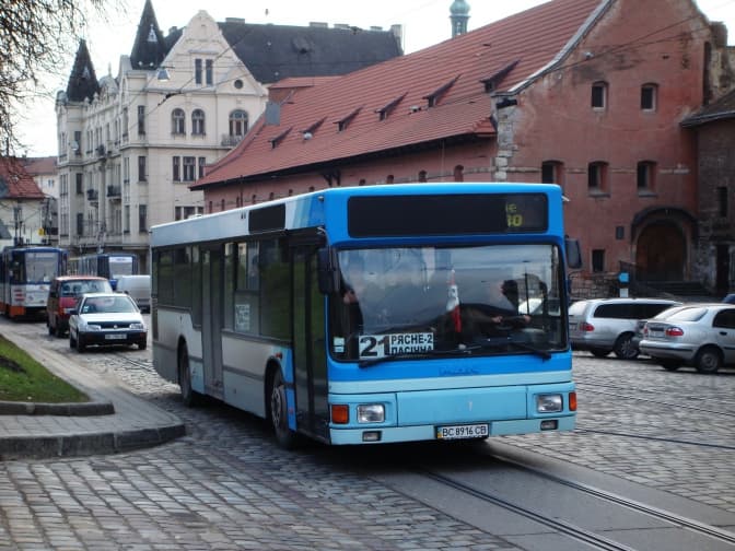 Перевізники у Львові проситимуть скоротити кількість пільговиків