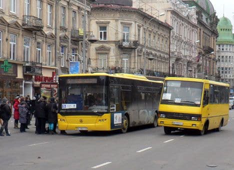 Львів’ян закликають долучатись до контролю пасажиропотоку в маршрутках