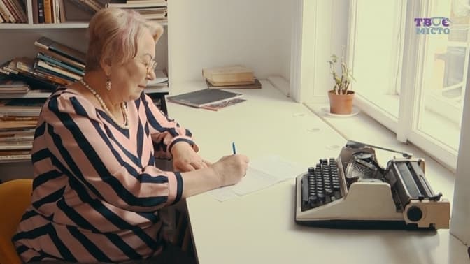 77-річна львів'янка встановила рекорд під час написання радіодиктанту національної єдності