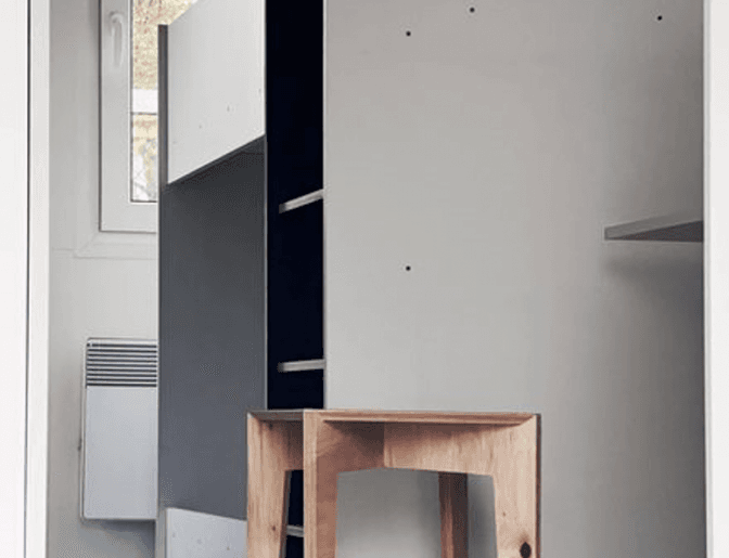 У Львові терміново шукають меблярів для облаштування житла для переселенців