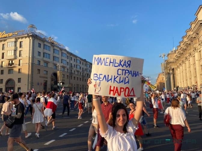 На стаціонар потраплять лише тяжкохворі, погрози Лукашенка та Навальний у Німеччині. Головне за минулу добу