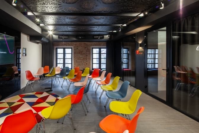 У Львові створили креативний простір для переговорів