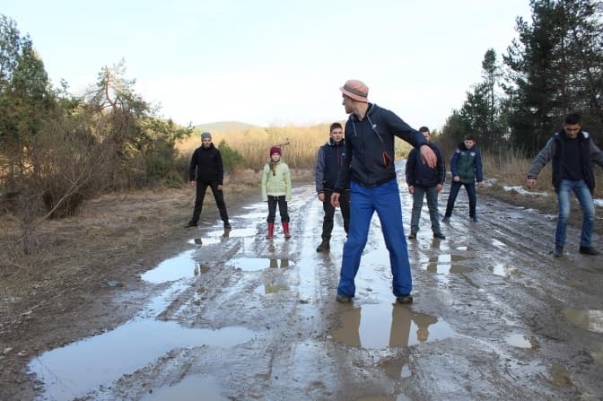 Наразі тільки 3 км. Мешканці підписали із ЛОДА мирову угоду про ремонт дороги Мшанець – Стрілки