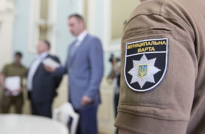 Чому збиткова «Муніципальна варта» у Львові та кого насправді вона захищає