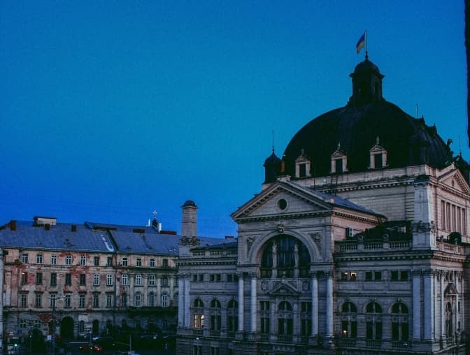 Скільки коштує піти в театр у Львові