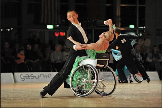 У Львові проведуть бал для людей з особливими потребами