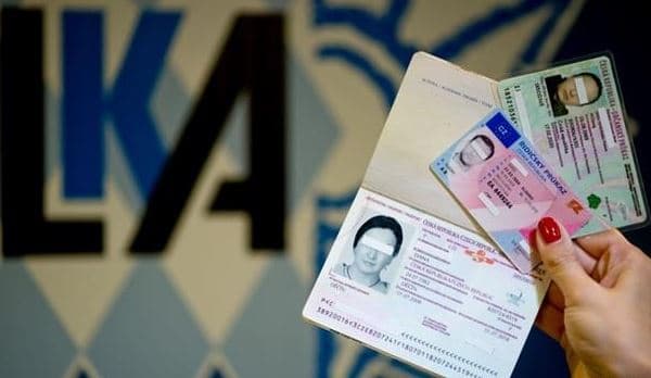 Які документи необхідні для заміни посвідчення водія