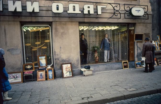 Пижики, несуни і тамагочі. Як створювали сайт про Львів 90-х