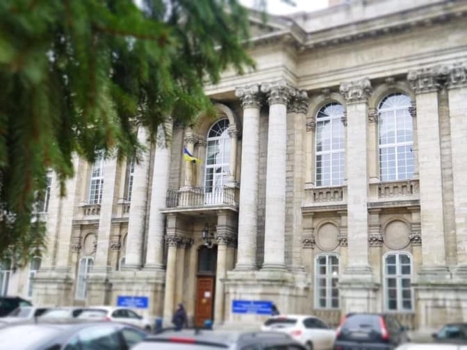 Львівська обласна лікарня стане університетською та на місці колишніх садів хочуть збудувати житло. Підсумки доби