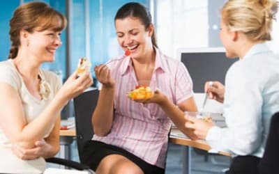 Як правильно харчуватись в офісі?