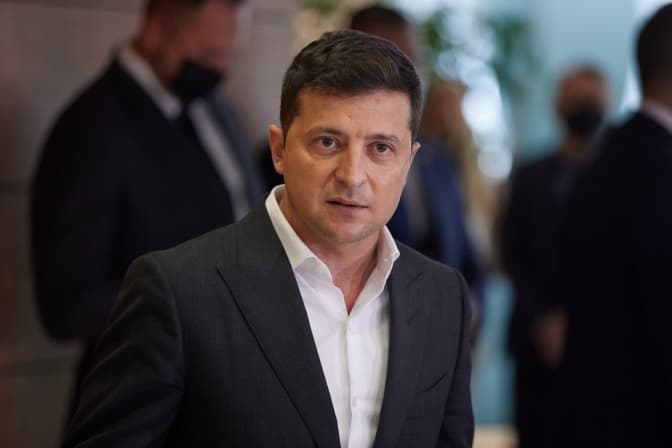 Що робив Зеленський у Львові. Промова про мир, протести малого бізнесу і представлення ЗЕкоманди