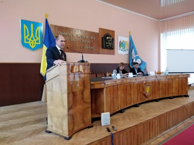 Президент звільнив голову Буської РДА, якого спіймали на хабарі