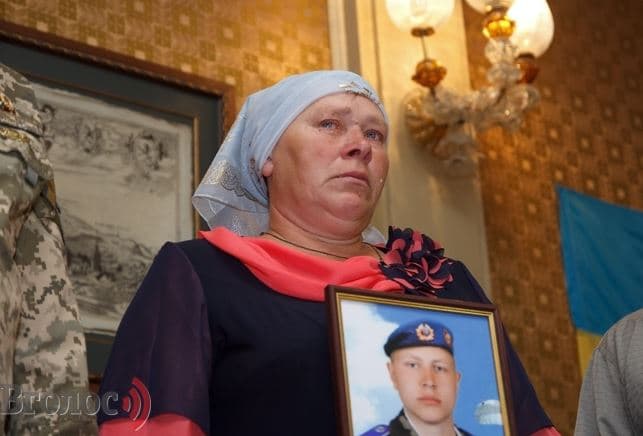 У Львові нагородили Народних героїв України. Фото