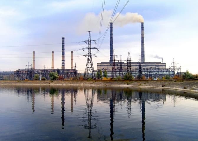 На Донеччині зупинили роботу Слов’янської ТЕС