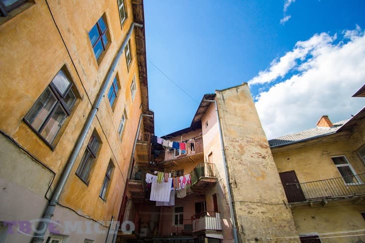 Як львів’янам зменшити подачу тепла в квартирі