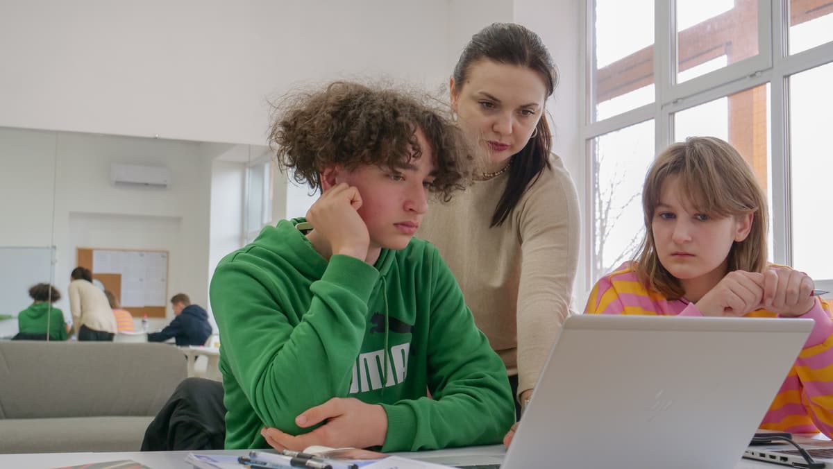 У школах такого не вчать. Історії львівських учнів, які готові підкоряти світові виші