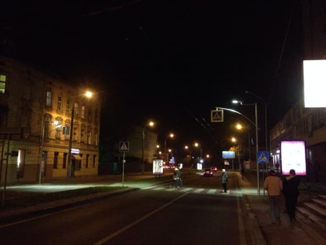 На одному з перехресть Львова модернізують пішохідний перехід