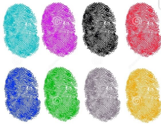 Українці здаватимуть відбитки пальців на шенгенську візу з січня