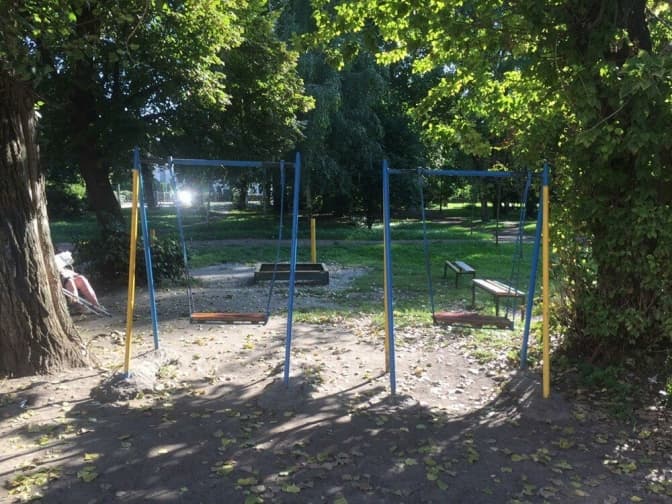 Біля церкви Йосафата у парку 700-річчя облаштують сквер з дитячим майданчиком