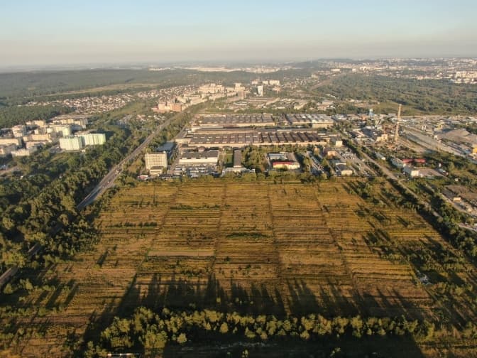 Прокуратура не скасувала продаж землі, через який Садовому оголошували підозру