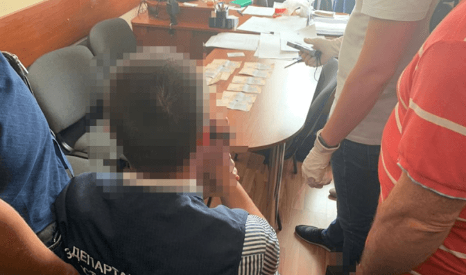 У Львові на хабарі затримали завідувача кафедри «Львівської політехніки». Фото