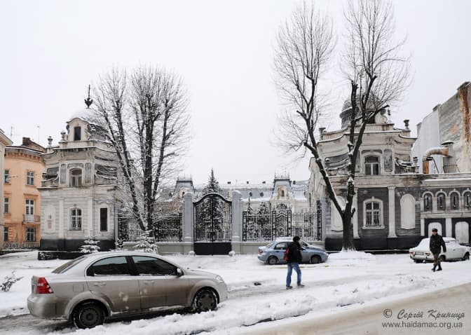 ТОП-4 вулиці із бруківкою поза центром Львова