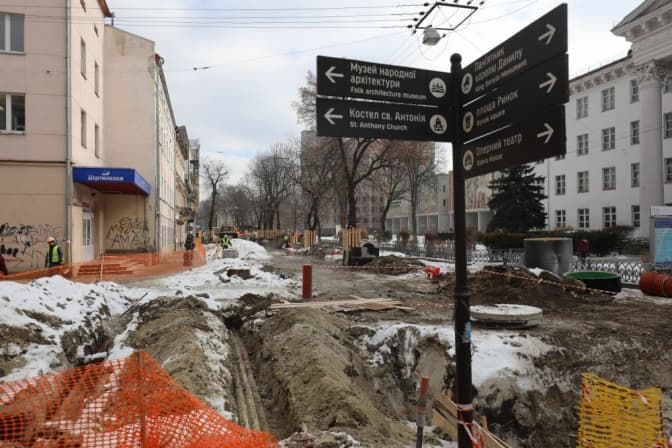 Реконструкцію вулиці Пекарської планують завершити до 1 вересня