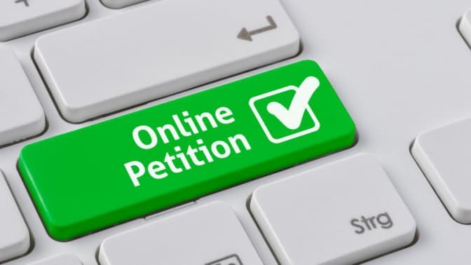 Система електронних петицій: чому Львів голосує пасивно та як це змінити