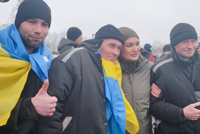 У результаті обміну полоненими додому повернули п'ятьох мешканців Львівщини