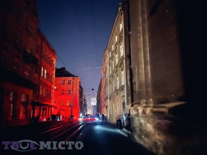 Садовий повідомив, коли у Львові можуть відновити світло і воду