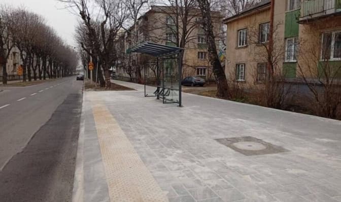 У Львові ще одна зупинка громадського транспорту стала доступною