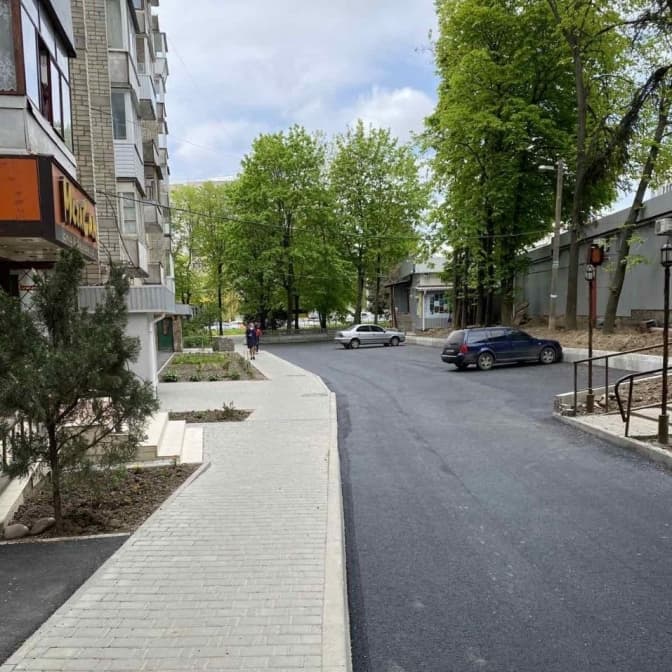 Київрада виділить 100 млн грн для ремонту міжквартальних проїздів та прибудинкових територій у всіх районах