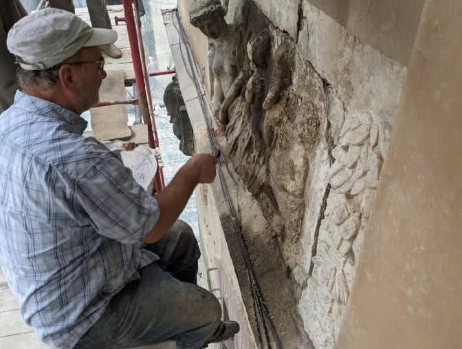 Коли у Львові завершать реставрацію фасадів історичної кам'яниці