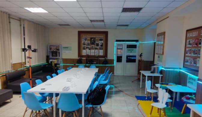 «Солом’янські котики» відкрили ще дві «Теплиці» у Києві на випадок нових атак