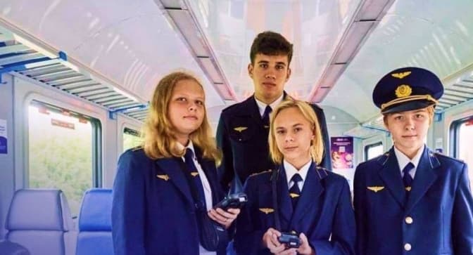 Львівські діти озвучили станції Київської електрички